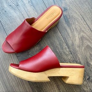 Beklina Tetouan Clogs, Oxblood, Size 7/7.5